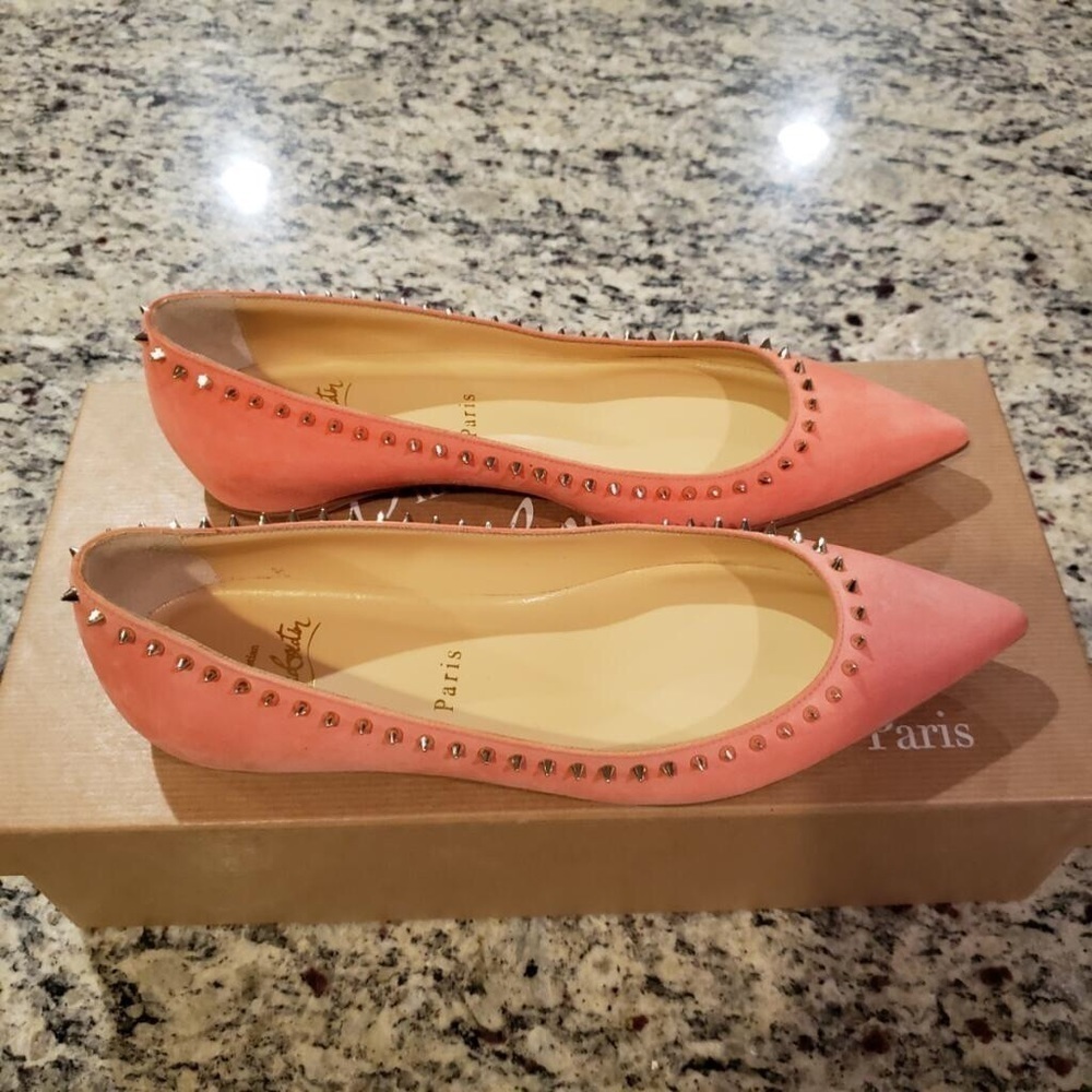 NEW Christian Louboutin Anjalina Suede Flat Size 36